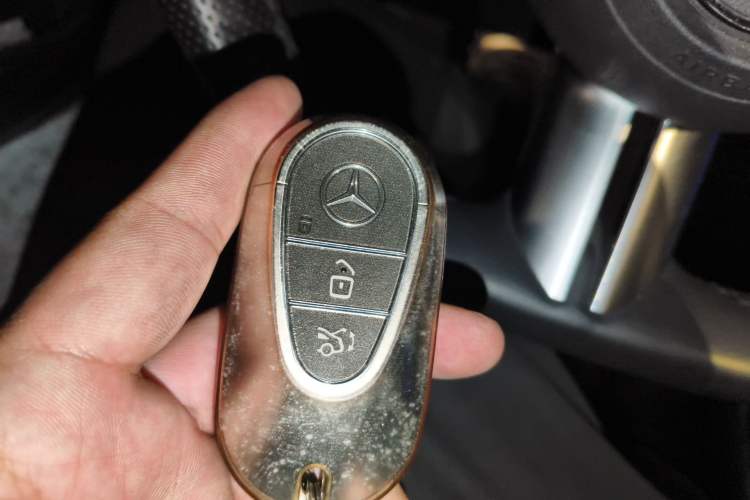 Used Mercedes-Benz C-Class 2024 C 260 L Sport Edition Vehicle Key