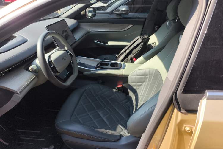 Used Qiyuan A07 2023 Range-Extended 200 Air
