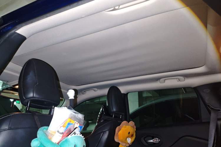 Used Jeep Cherokee 2016 2.4L Leading Edition
