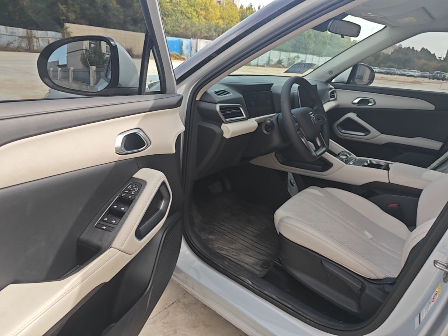 BYD Yuan UP 2024 401 km Active Version — снимка 18