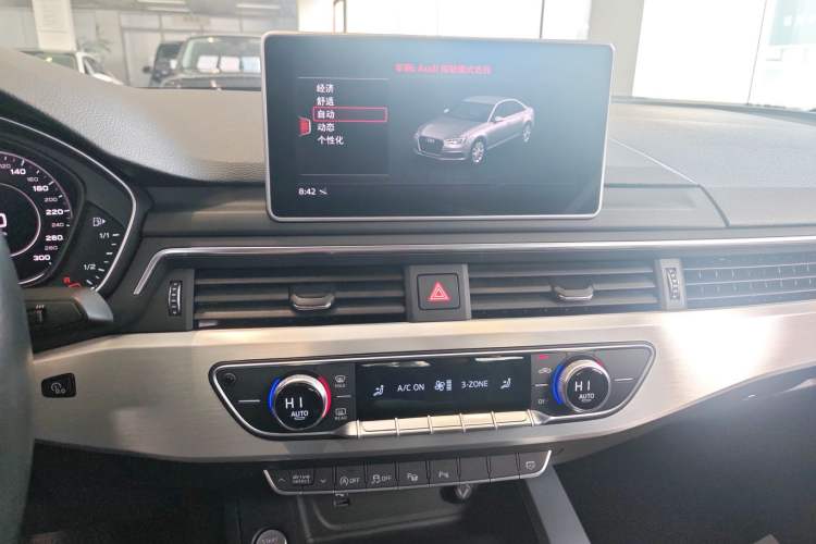 Used Audi A4L 2019 40 TFSI Fashion Edition China VI Emission Standard
