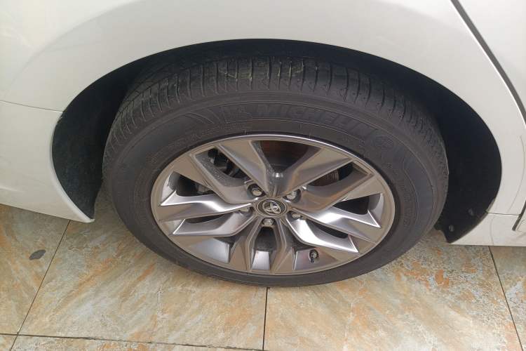 Used Toyota Avalon 2021 2.5L Luxury Edition Exterior 5