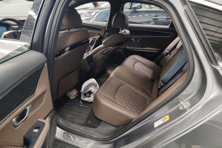 Used BYD Han 2023 DM-i Champion Edition 121KM Prestige Model