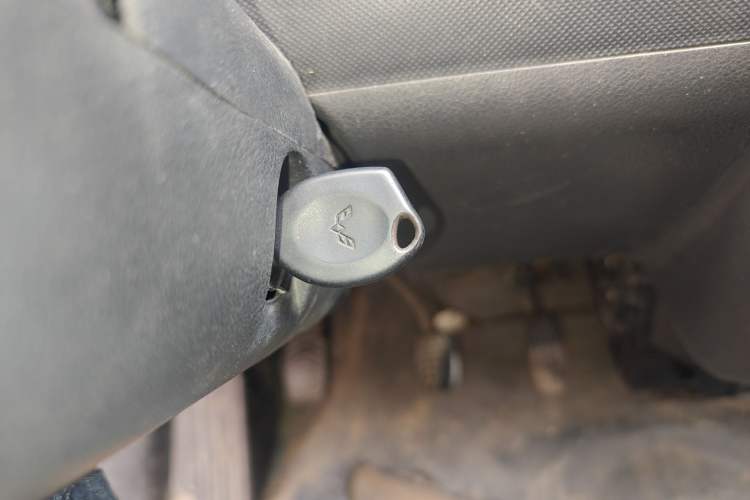 Used Wuling Rongguang 2012 1.2L Extended Basic Version LJY