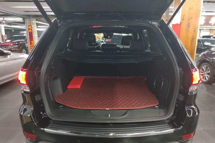 Used Jeep Grand Cherokee 2021 3.0L 80th Anniversary Edition