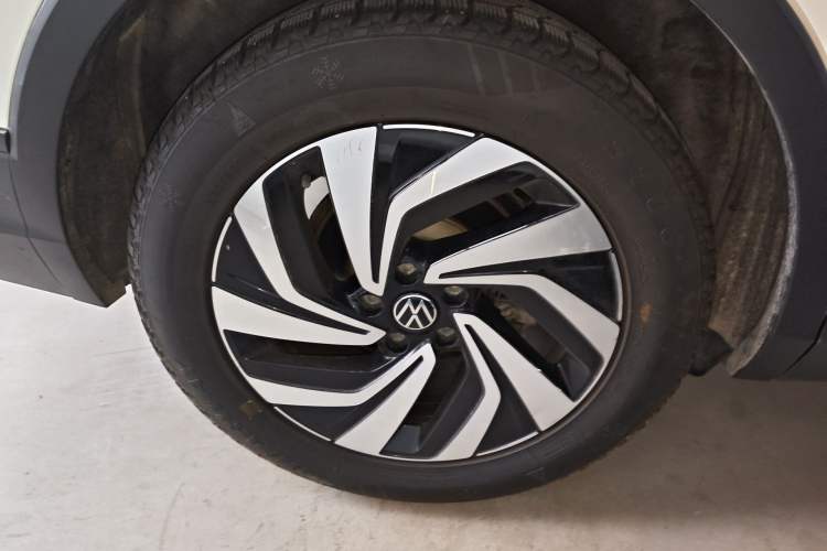 Used Volkswagen Tiguan L 2022 330TSI Automatic Two-Wheel Drive Comfort Edition Exterior 2