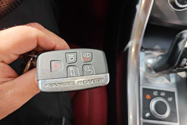 Used Land Rover Range Sport 2017 3.0 SC V6 HSE DYNAMIC
