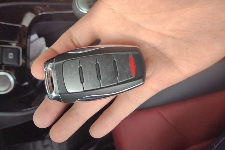 Used Haval H2s 2017 Blue Label 1.5T Manual Elite Model Vehicle Key