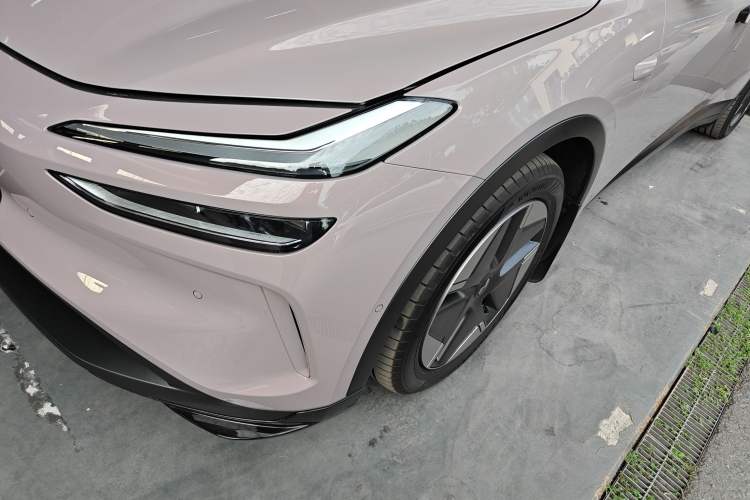 Used ONVO L60 2024 60 kWh Rear-Drive Version