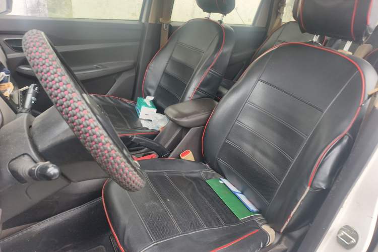 Used Wuling Hongguang 2019 1.5L S Standard Version China VI LAR
