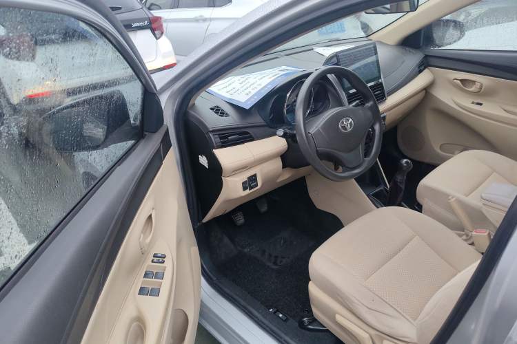 Used Toyota Vios 2014 1.3L Manual Xiang Edition Driver Seat