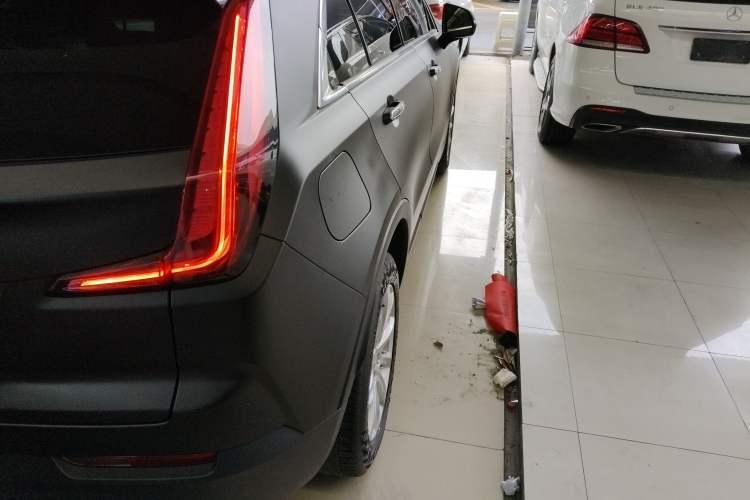 Used Cadillac XT4 2021 28T Two-Wheel Drive Tech Edition