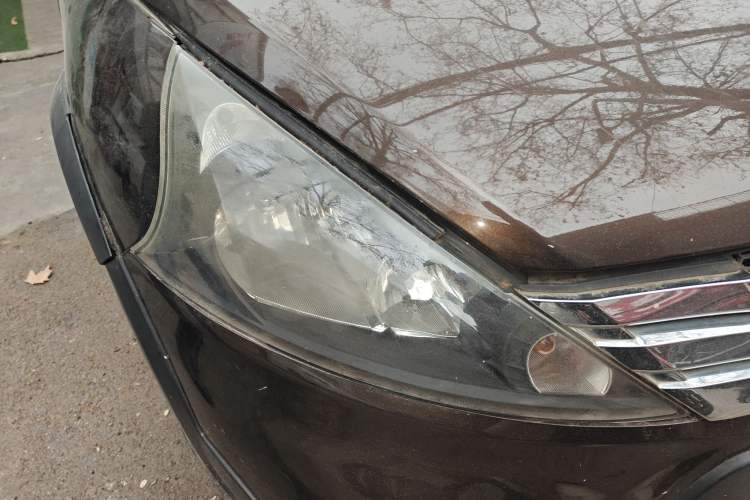 Used FORTHING Joyear SUV 2012 1.6L Luxury Model
