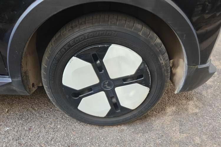 Used Wuling Hongguang MINIEV 2022 GAMEBOY 300km Enthusiast Model with Lithium Iron Phosphate Right Front Wheel Hub