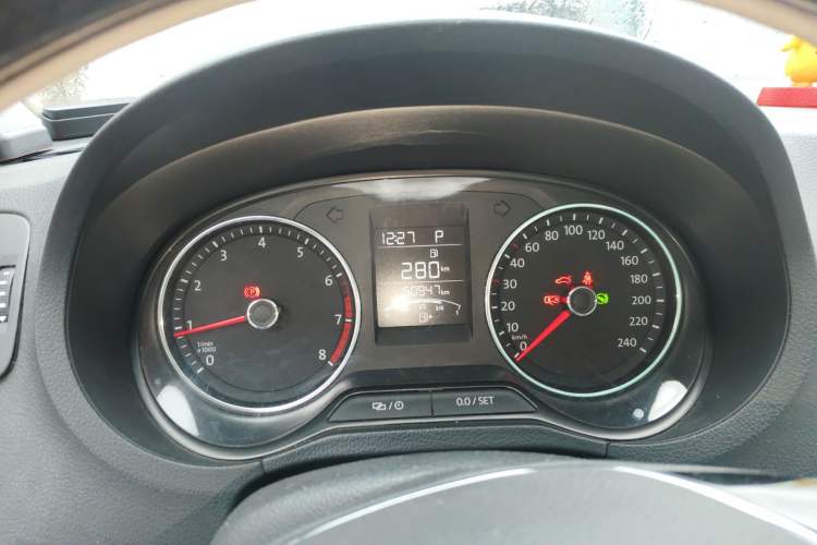 Used Volkswagen Polo 2016 1.6L Automatic Comfort Model Instrument Cluster