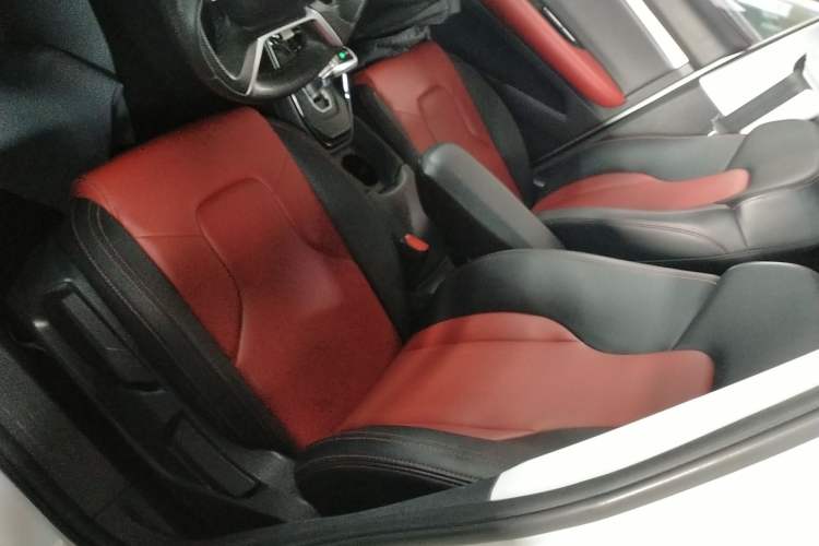 Used Haval H2s 2017 Red-Label 1.5T Dual-Clutch Elite Model