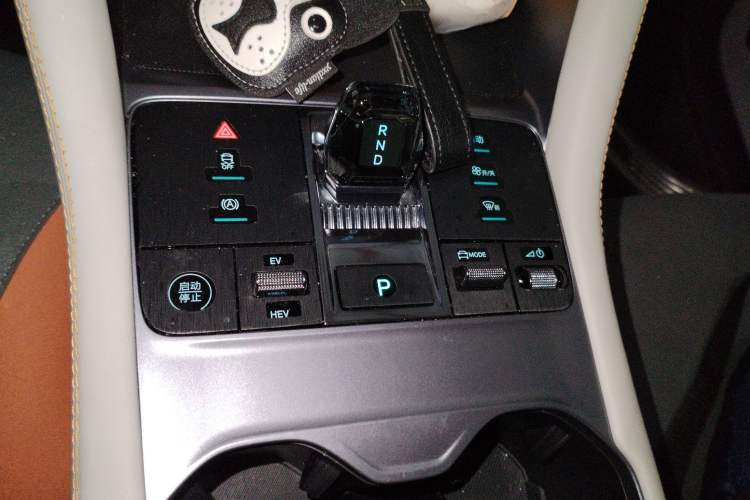 Used BYD Song PLUS New Energy 2024 HONOR Edition DM-i 110km Flagship PLUS
