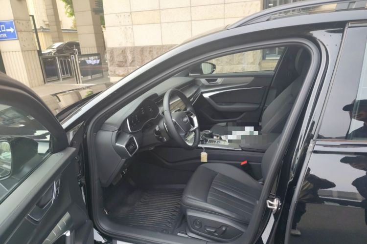 Used Audi A6 2022 allroad quattro Explorer 55 TFSI Prestige Off-Road Model