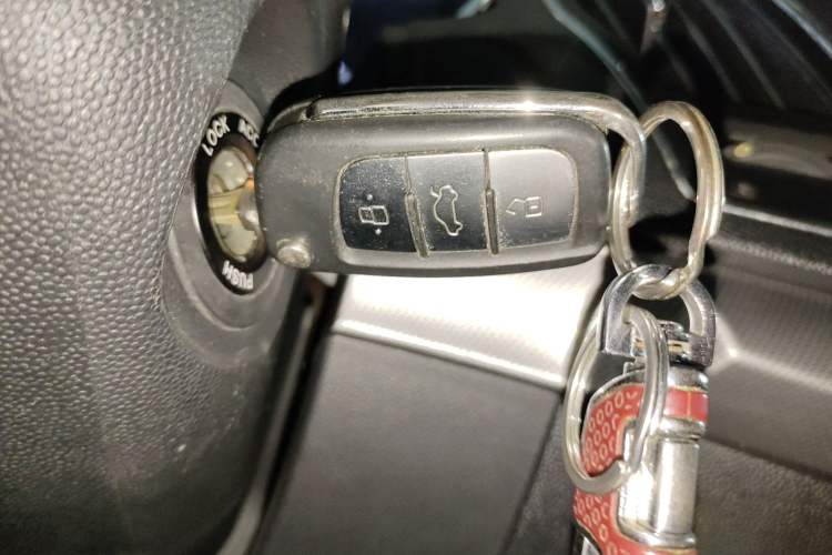 Used JAC Refine S5 2015 1.5T Manual Comfort Model
