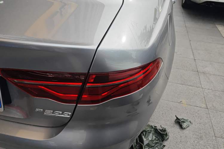 Used Jaguar XEL 2020 2.0T 200 PS R-DYNAMIC S Advanced Sport Edition Right Rear Taillight