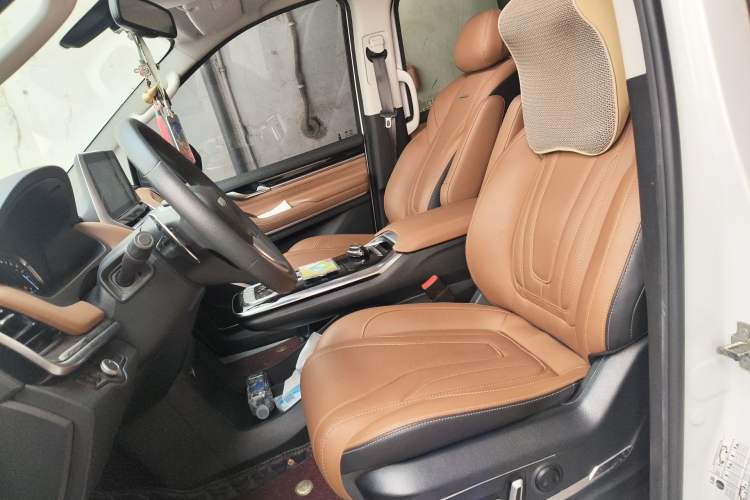 Used SAIC MAXUS G20 2021 PLUS 2.0T Gasoline Automatic Luxury Edition Left Front Seat