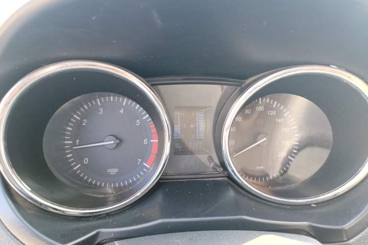 Used HYOSOW S3 2016 1.5L Manual Comfort Version China V Instrument Cluster