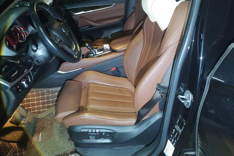 Used BMW X6 2017 xDrive28i
