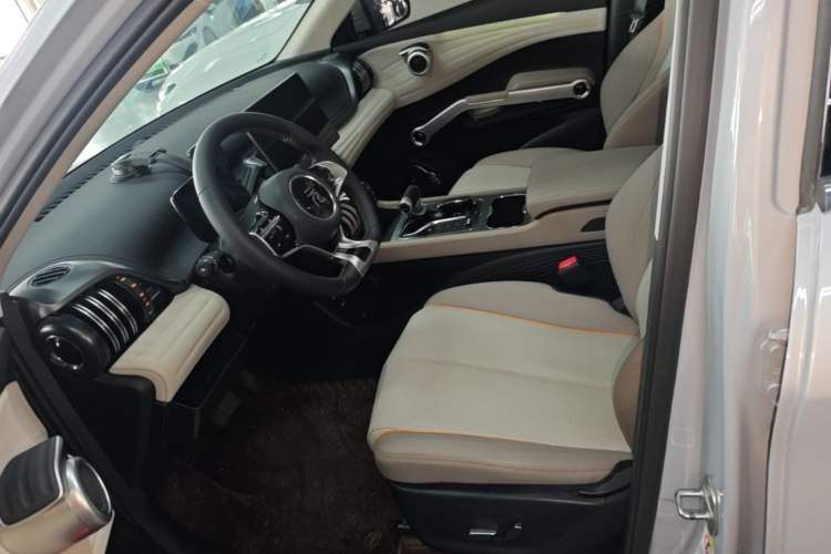 Used BYD Yuan PLUS 2024 Honor Edition 430KM Beyond Model Left Front Seat