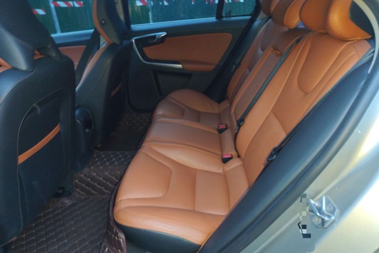 Used Volvo S60 2015 S60L 2.0T Zhiyuan Edition