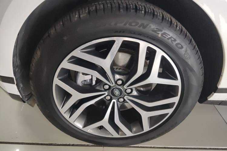 Used Land Rover Range Rover Evoque 2022 Aurora L 249 PS R-Dynamic Luxury Edition