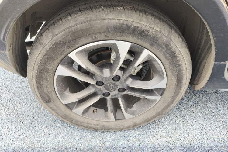 Used Geely Auto Vision X3 2019 Upgraded Model 1.5L Manual Elite Version Exterior 8