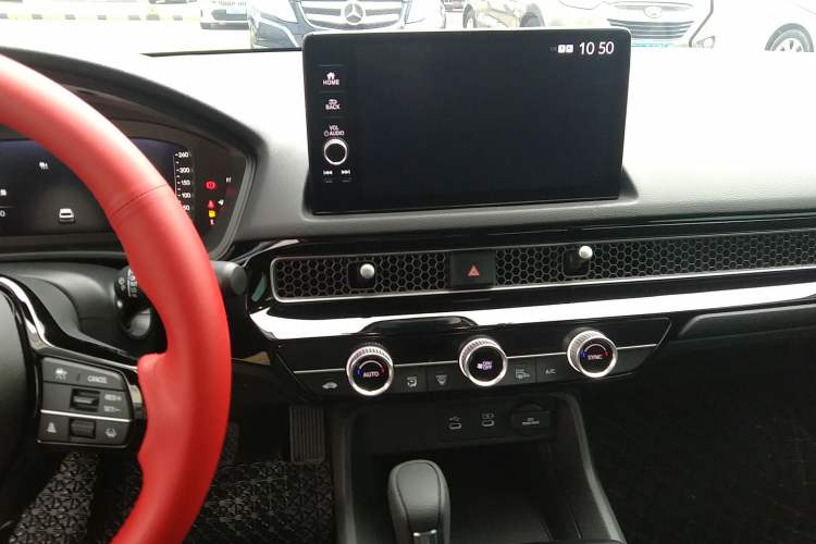 Used Honda Integra 2025 240TURBO CVT Tech Edition Audio And AC Panel