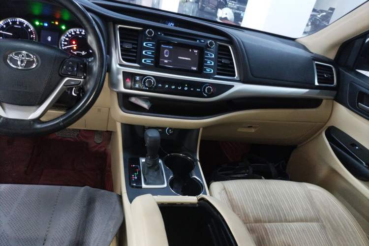 Used Toyota Highlander 2021 2.0T Two-Wheel Drive Elite Edition 5 Seats
