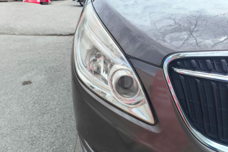 Used Buick GL8 2017 25S Comfort Version China V Standard Right Front Headlight