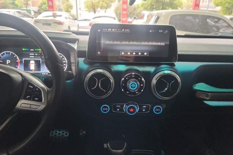 Used BAIC Off-Road BJ40 2018 PLUS 2.3T Automatic Four-Wheel Drive Premium Edition China V