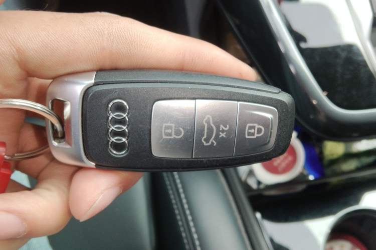 Used Audi Q4 e-tron 2023 50 e-tron quattro Visionary Edition Vehicle Key