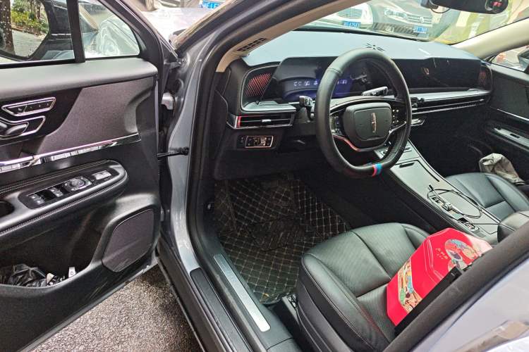 Used Lincoln Corsair 2023 2.0T Two-Wheel Drive Luxury Edition