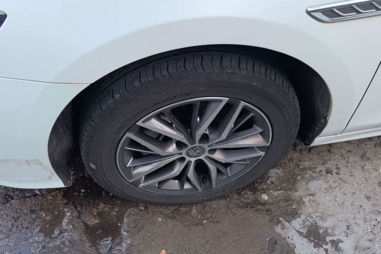 Used BYD Qin PLUS 2021 DM-i 120KM Flagship Model
