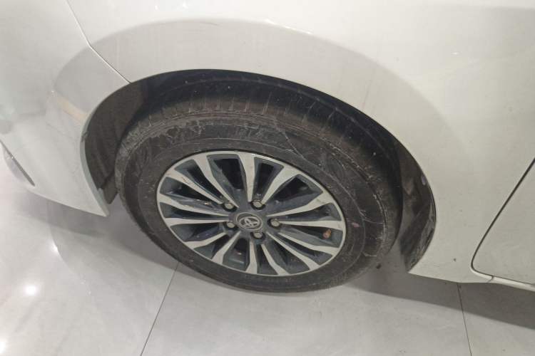 Used Toyota Corolla 2017 Revised Version 1.2T S-CVT GL-i Left Front Wheel Hub