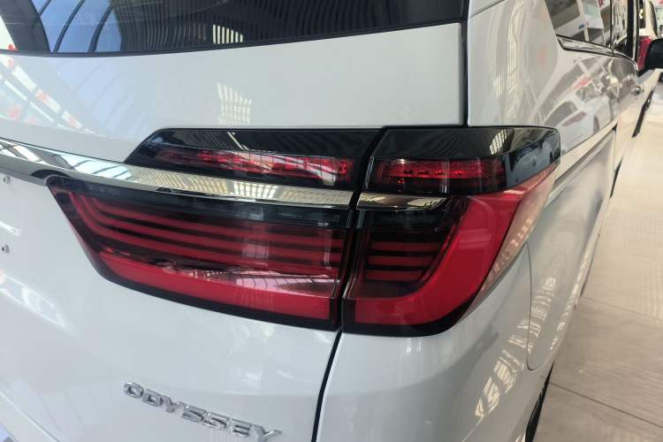 Used Honda Odyssey 2024 2.0L eHEV Sharp & Enjoy Edition