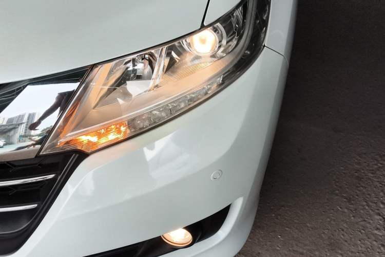 Used Honda Odyssey 2017 2.4L Luxury Edition Left Front Headlight