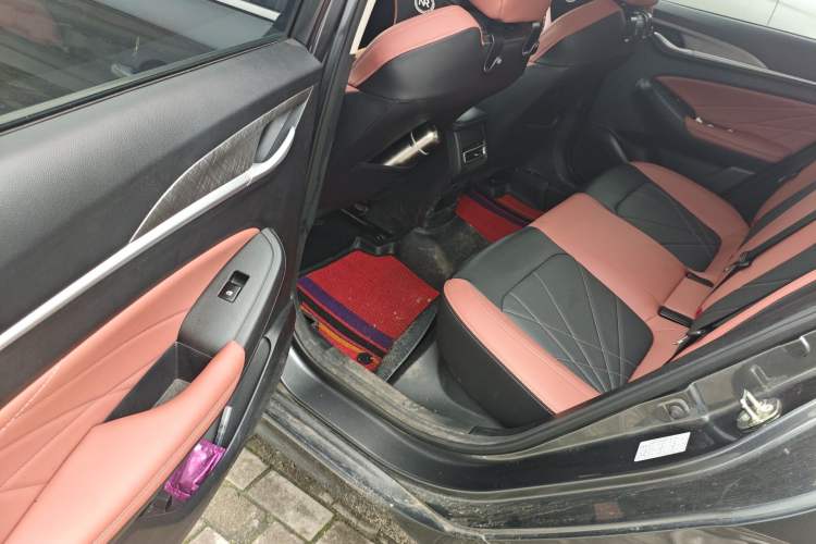 Used CHANGAN Eado 2023 Changan Edition PLUS Blue Whale NE 1.4T GDI DCT Prestige Version
