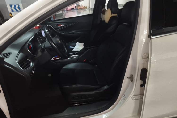 Used Chevrolet Malibu XL 2019 535T CVT Active Version Left Front Seat