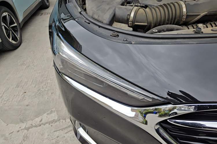 Used Buick LaCrosse 2020 652T Luxury Version Right Front Headlight