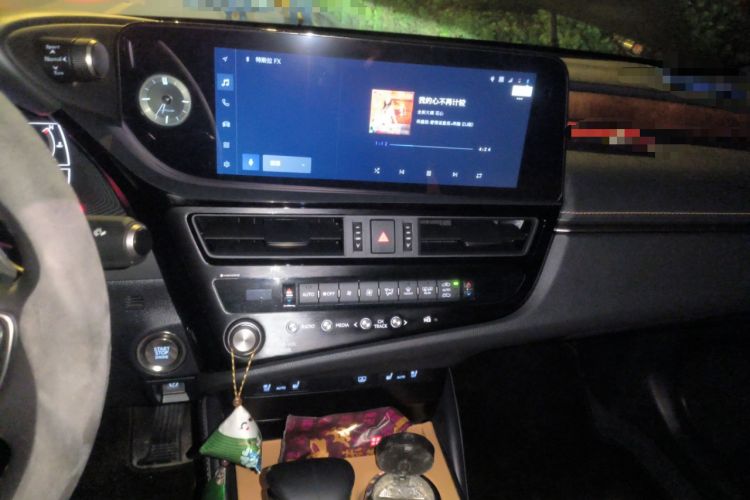 Used Lexus ES 2024 200 Premium Edition Audio And AC Panel