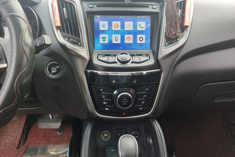 Used CHANGAN CS75 2016 1.8T Automatic Elite Model China V Standard Audio And AC Panel