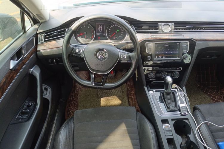 Used Volkswagen Magotan 2017 330TSI DSG Luxury Model