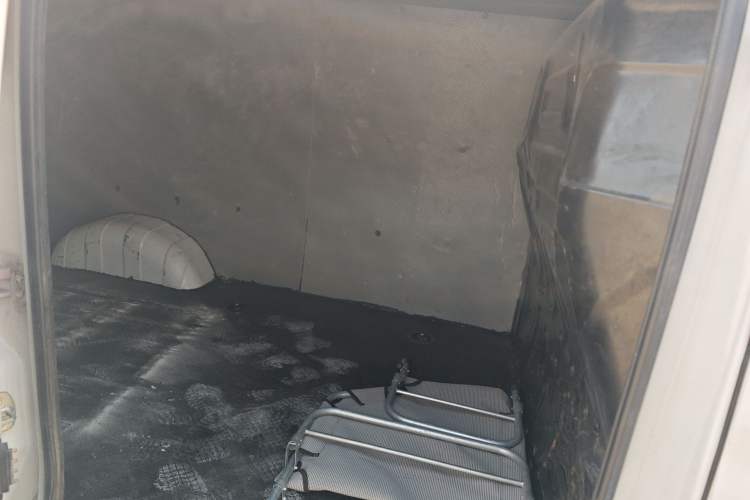 Used SAIC MAXUS EV30 2021 Pure Electric Smart Logistics Expert with Long Wheelbase—CATL