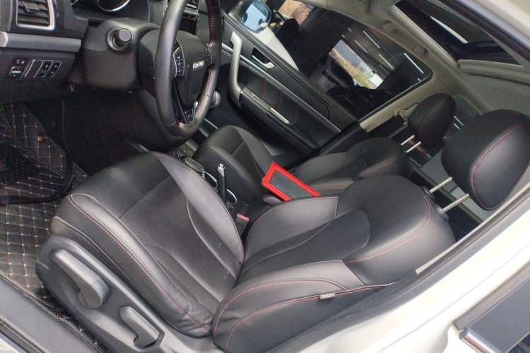 Used Haval M6 2017 1.5T Manual Two-Wheel Drive Elite Model Left Front Seat