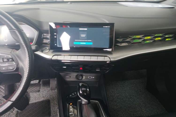 Used MG 5 2022 180 DVVT CVT Youth Flagship Edition